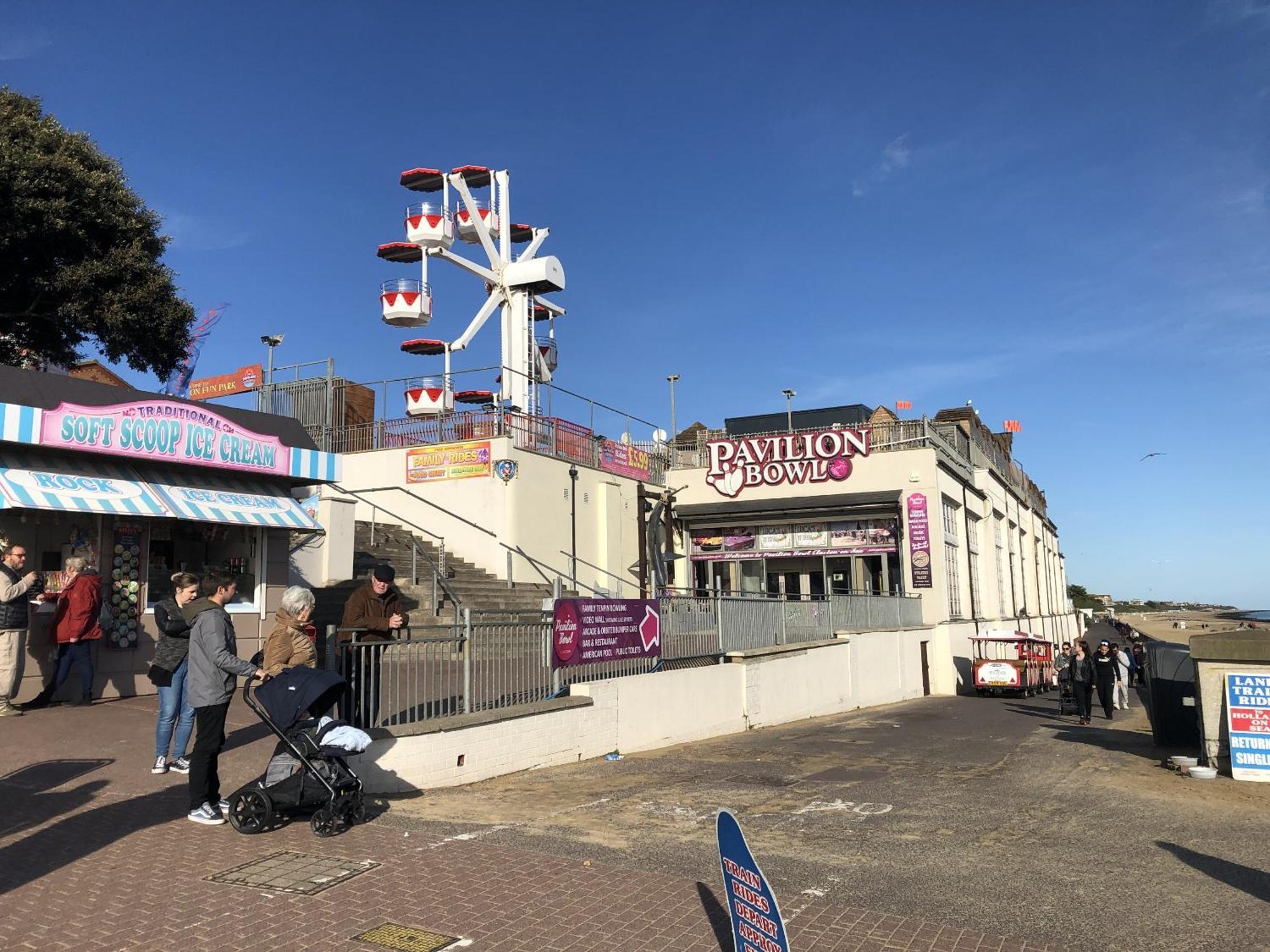 A Wave From It All Great Clacton Eksteriør billede